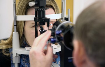 Find out what happens during your laser eye surgery consultation at Visualase laser eye surgery clinic.